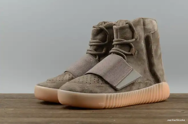 Light 750 Boost adidas Brown Yeezy BY2456 0518